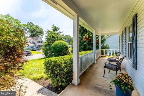 Exterior - 21119 Deep Furrow Ct, Ashburn, VA 20147 photo 6 of 22