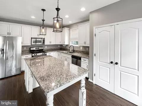 26124 Flintonbridge Dr, Chantilly, VA 20152 photo 8