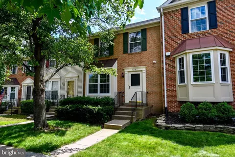 43193 Ribboncrest Ter, Ashburn, VA 20147