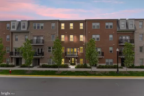 42869 Littlehales Ter, Ashburn, VA 20148