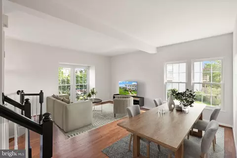 Living - 20681 Southwind Ter, Ashburn, VA 20147 photo 1 of 8