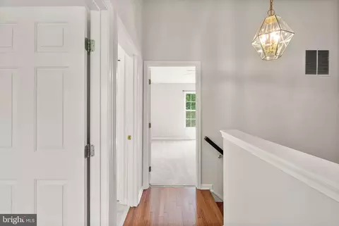 Entry Way - 20681 Southwind Ter, Ashburn, VA 20147 photo 3 of 3