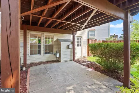 Exterior - 20681 Southwind Ter, Ashburn, VA 20147 photo 8 of 12