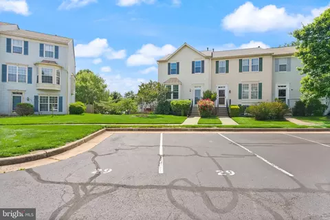 Exterior - 20681 Southwind Ter, Ashburn, VA 20147 photo 12 of 12