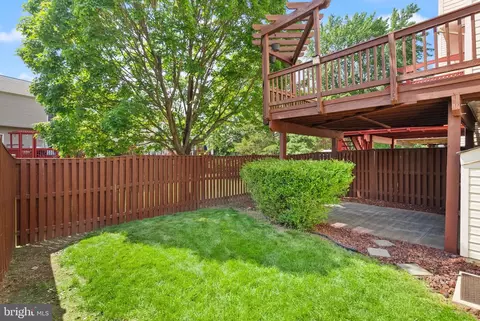 Exterior - 20681 Southwind Ter, Ashburn, VA 20147 photo 9 of 12