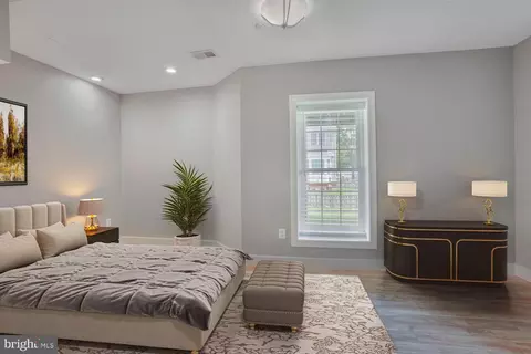 Bedroom - 22838 Arbor View Dr, Brambleton, VA 20148 photo 4 of 4