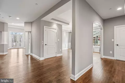 Entry Way - 22838 Arbor View Dr, Brambleton, VA 20148 photo 5 of 18
