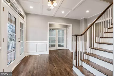 Entry Way - 22838 Arbor View Dr, Brambleton, VA 20148 photo 3 of 18