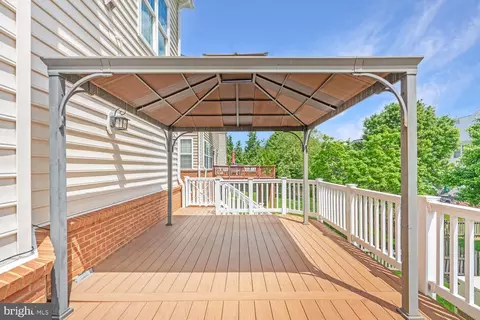 Exterior - 22838 Arbor View Dr, Brambleton, VA 20148 photo 10 of 18