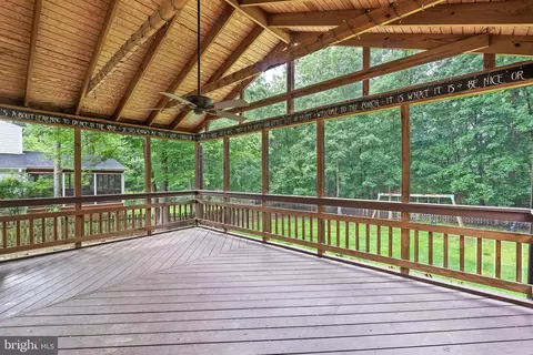 128 Applegate Dr, Sterling, VA 20164 photo 53