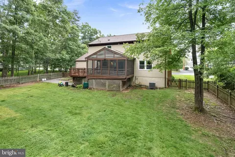 128 Applegate Dr, Sterling, VA 20164 photo 57