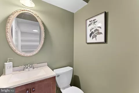 128 Applegate Dr, Sterling, VA 20164 photo 26