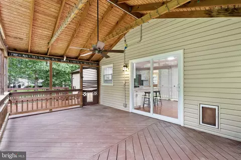 128 Applegate Dr, Sterling, VA 20164 photo 52