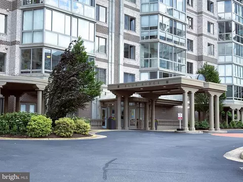 19375 Cypress Ridge Ter #212, Leesburg, VA 20176