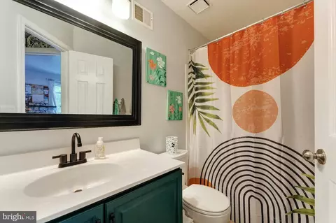 43602 Blacksmith Sq, Ashburn, VA 20147 photo 20