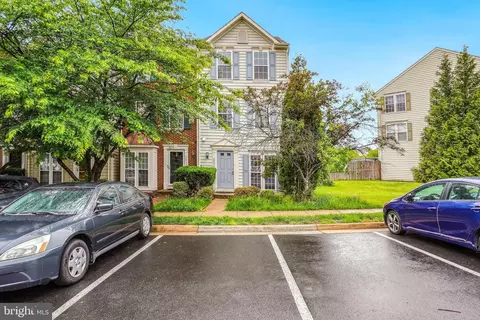 20915 Killawog Ter, Ashburn, VA 20147 photo 2