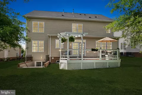 Exterior - 42322 Rising Moon Pl, Brambleton, VA 20148 photo 8 of 13