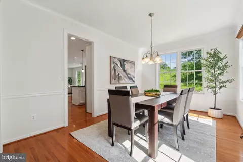 Dining - 42322 Rising Moon Pl, Brambleton, VA 20148 photo 3 of 4