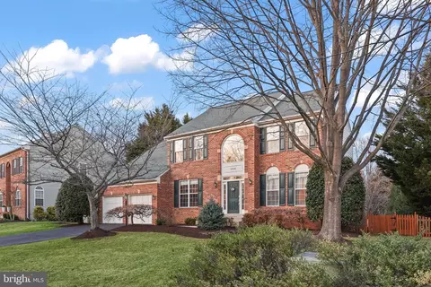 Exterior - 21514 Tithables Cir, Broadlands, VA 20148 photo 2 of 33