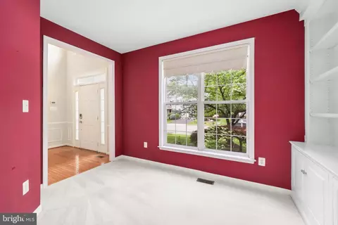 Living - 21514 Tithables Cir, Broadlands, VA 20148 photo 1 of 11