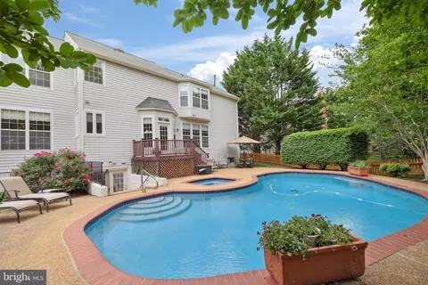 Exterior - 21514 Tithables Cir, Broadlands, VA 20148 photo 11 of 33