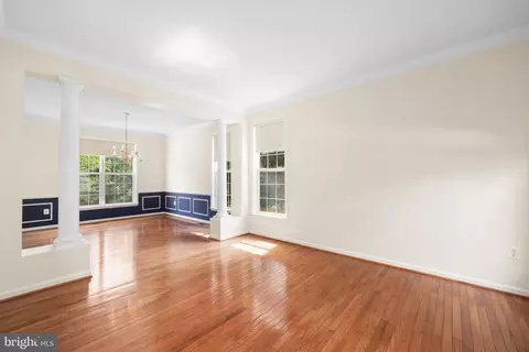 Living - 21514 Tithables Cir, Broadlands, VA 20148 photo 2 of 11
