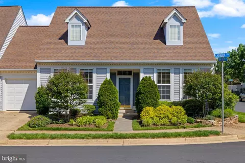 43742 Cadbury Ter, Ashburn, VA 20147