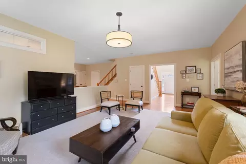 46494 Primula Ct, Sterling, VA 20165 photo 4