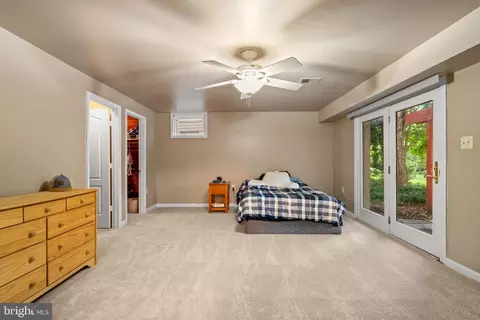 Bedroom - 20245 Ordinary Pl, Ashburn, VA 20147 photo 3 of 3