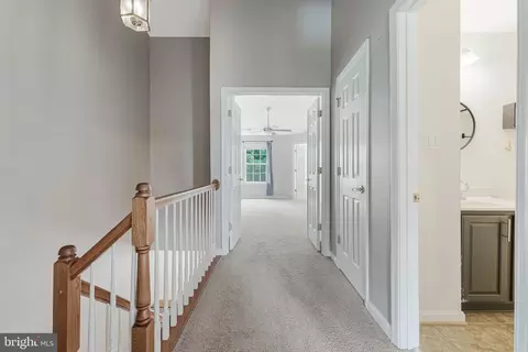 Entry Way - 43103 Forest Edge Sq, Broadlands, VA 20148 photo 5 of 11