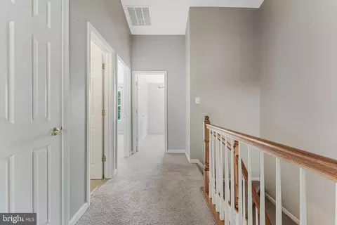Entry Way - 43103 Forest Edge Sq, Broadlands, VA 20148 photo 9 of 11