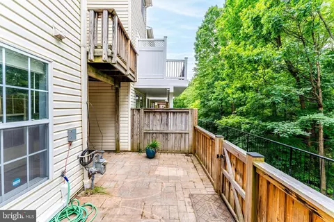 Exterior - 43103 Forest Edge Sq, Broadlands, VA 20148 photo 8 of 11