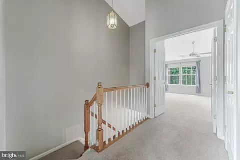 Entry Way - 43103 Forest Edge Sq, Broadlands, VA 20148 photo 6 of 11