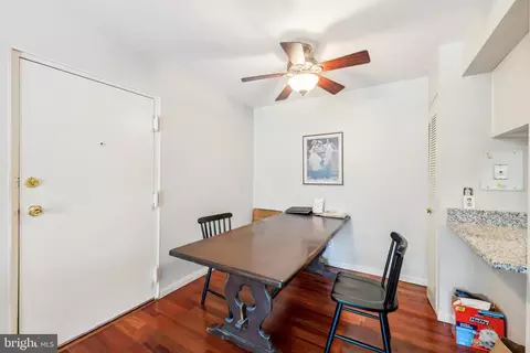 420 E Cornell Dr #8, Sterling, VA 20164 photo 4
