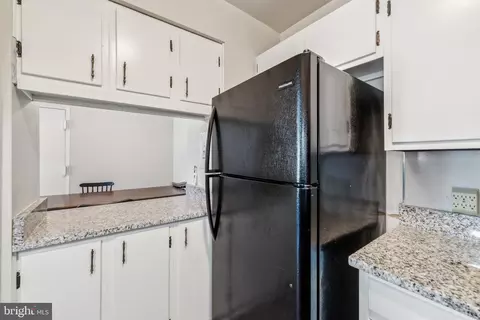 420 E Cornell Dr #8, Sterling, VA 20164 photo 6