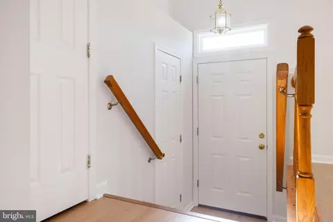 Entry Way - 21055 Cornerpost Sq, Ashburn, VA 20147 photo 1 of 18
