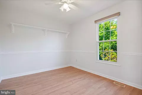 Bedroom - 21055 Cornerpost Sq, Ashburn, VA 20147 photo 1 of 4