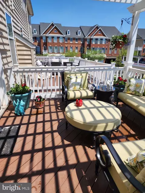 23412 Berkeley Meadows Dr, Ashburn, VA 20148 photo 29