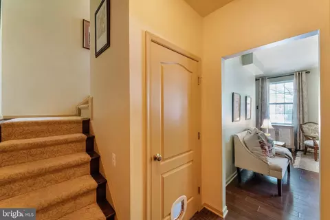 23412 Berkeley Meadows Dr, Ashburn, VA 20148 photo 10