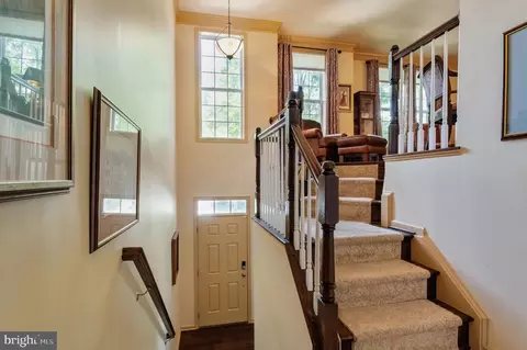 23412 Berkeley Meadows Dr, Ashburn, VA 20148 photo 4