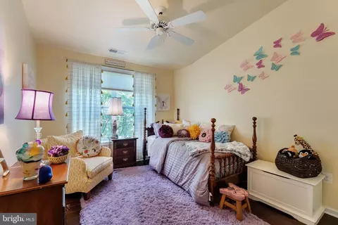 23412 Berkeley Meadows Dr, Ashburn, VA 20148 photo 41