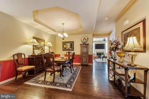 23412 Berkeley Meadows Dr, Ashburn, VA 20148 photo 17