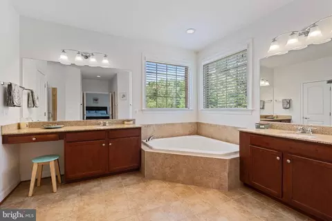 42735 Macauley Pl, Ashburn, VA 20148 photo 20