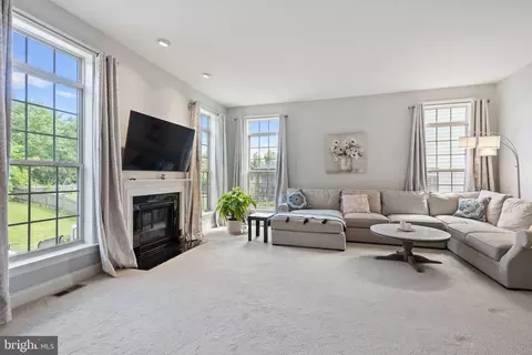 42735 Macauley Pl, Ashburn, VA 20148 photo 8