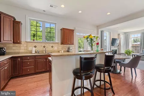 42735 Macauley Pl, Ashburn, VA 20148 photo 11