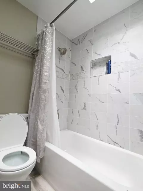 Bath - 402 W Maple Ave, Sterling, VA 20164 photo 8 of 8