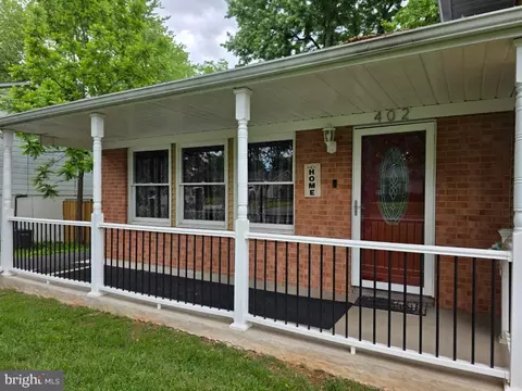 Exterior - 402 W Maple Ave, Sterling, VA 20164 photo 1 of 19