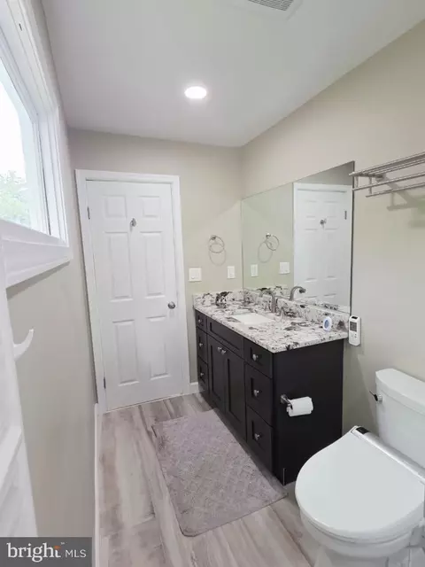 Bath - 402 W Maple Ave, Sterling, VA 20164 photo 4 of 8