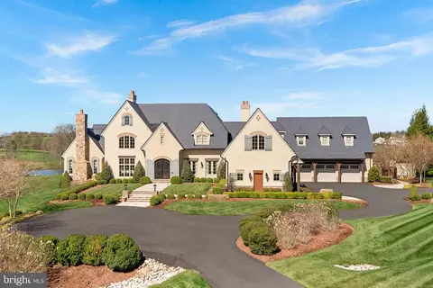 22701 Creighton Farms Dr, Leesburg, VA 20175