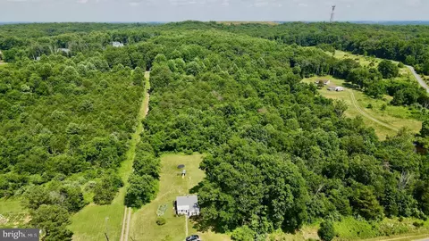 20638 Gleedsville Rd, Leesburg, VA 20175